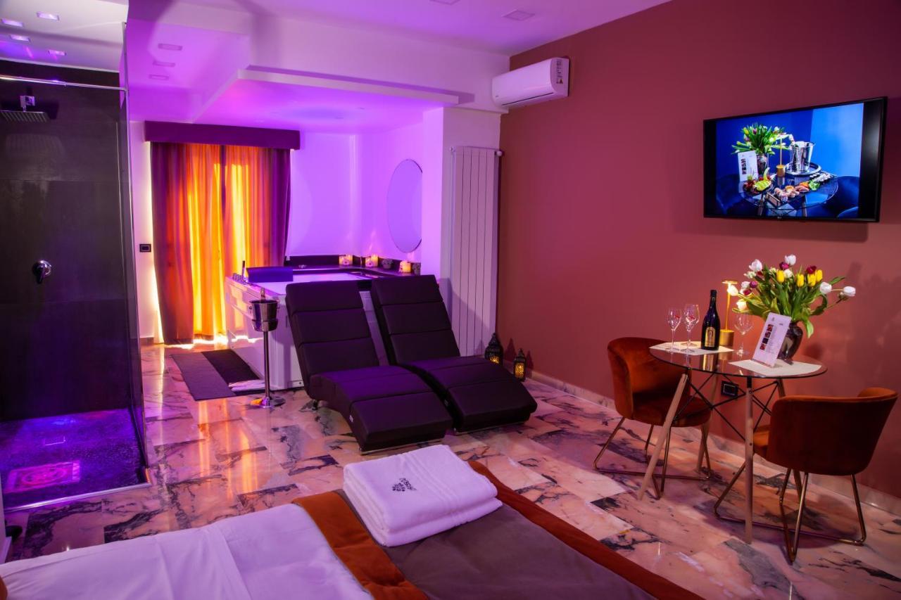 Hotel Ibisco Suites & Relax Pozzuoli Exterior photo